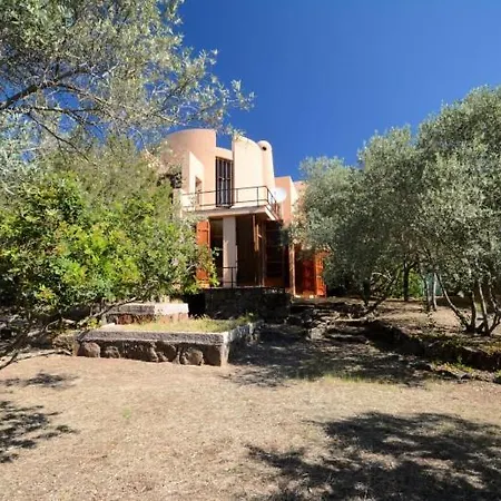 Nuraghe Ruju Ferienhaus Cala Liberotto